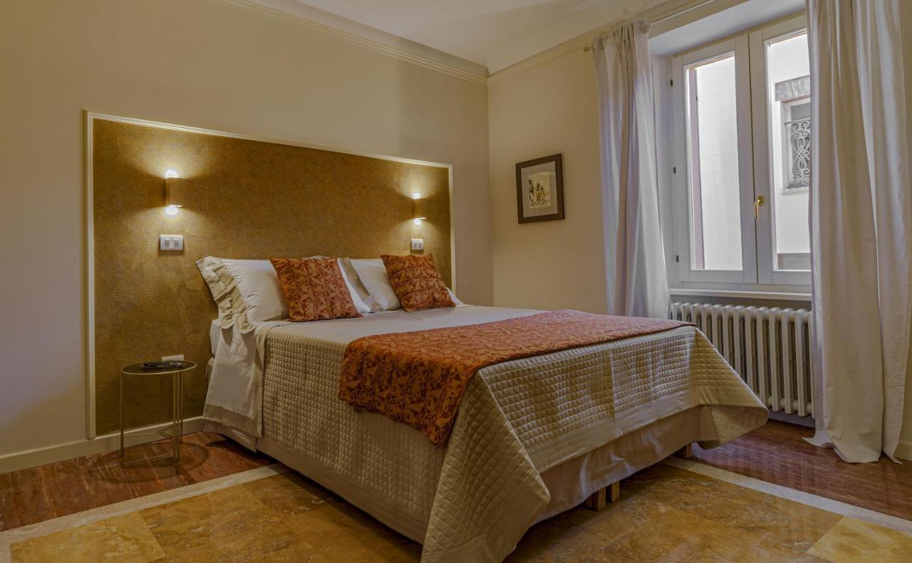 Bed and Breakfast Il Cortile Segreto Сан-Северино-Марке Екстер'єр фото